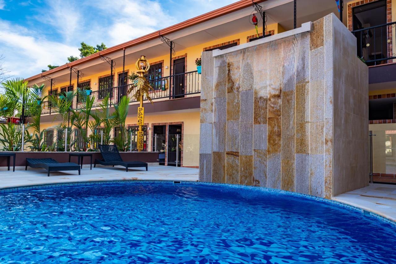 Hotel Vanguardia Natural Эль-Кайро Экстерьер фото